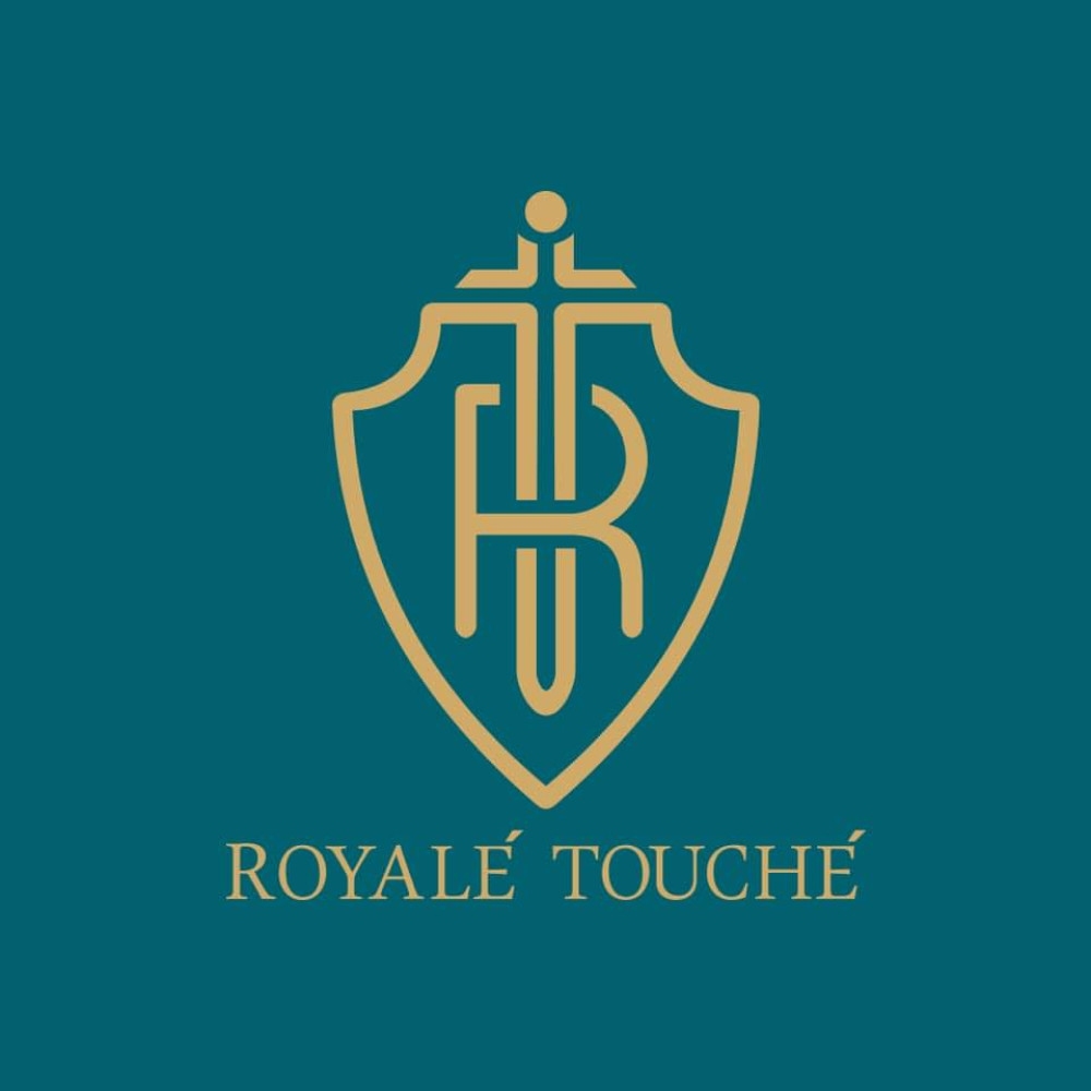 Royale Touche Laminates COLOR CORE 1mm Superia  Series 